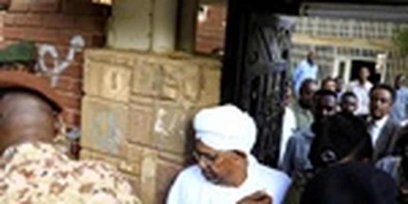 Прокуратура Судана обвинила экс-президента Омара