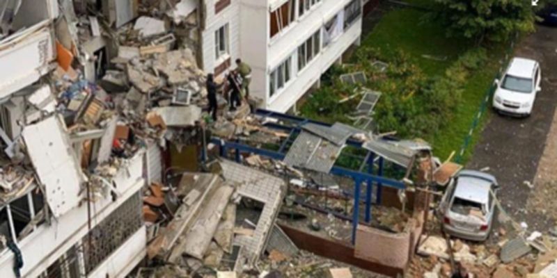 Взрыв газа под Москвой: под завалами нашли тела двух девушек, есть угроза обрушения дома