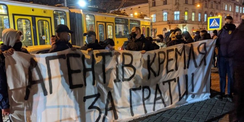 Вчора активісти Нацкорпусу виступили з вимогою не змінювати запобіжний захід для Остапа Стахіва
