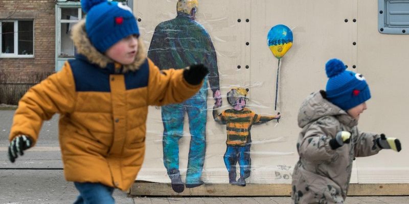 РФ викрадає українських дітей, щоб зробити з них росіян - уповноважена президента