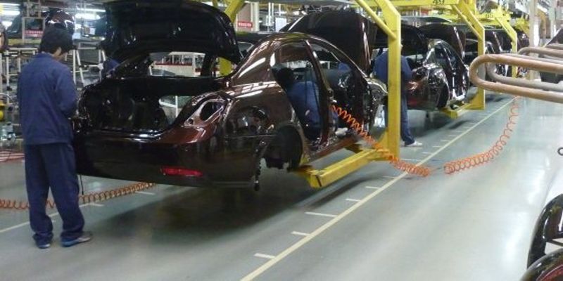 В Україні різко обвалилося автовиробництво