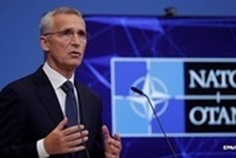 Столтенберг планирует заседание комиссии Украина-НАТО на уровне глав МИД