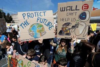 В Италии школьников заставят заниматься проблемами глобального потепления