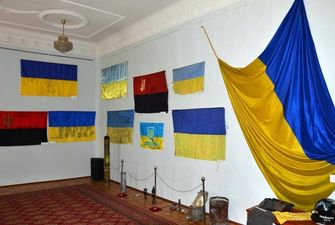 У Львові відкрилась виставка сучасної історії українських прапорів у Збройних Силах України