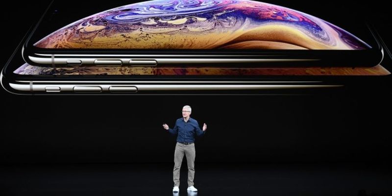 Apple презентует новую линейку iPhone - СМИ