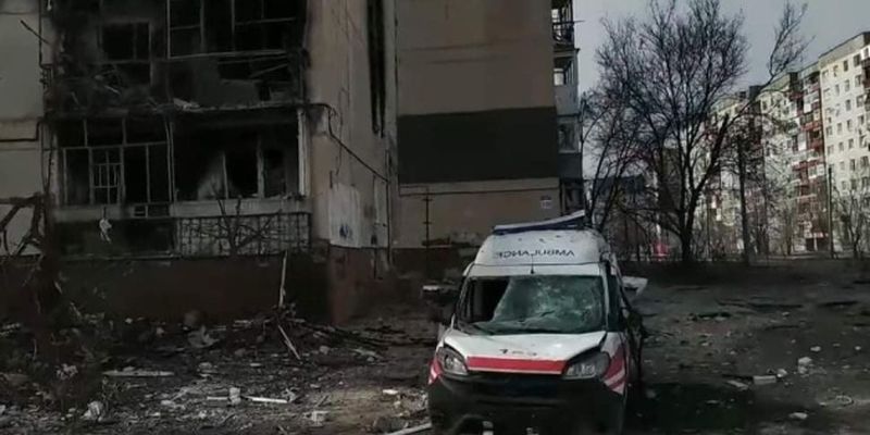 россияне обстрелами вывели из строя в Украине 87 «скорых»