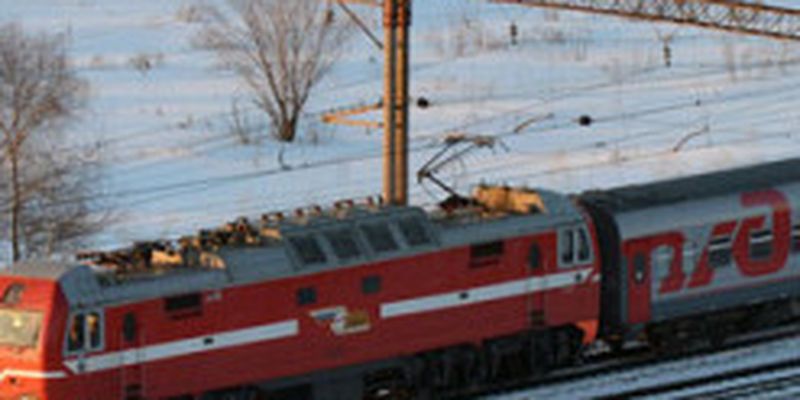 В России поезд проехался над пьяным – тот уцелел и даже не проснулся