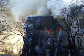 Трагічна пожежа в коледжі Одеси: поліція назвала двох підозрюваних
