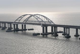 "Из-за туристов": оккупанты хотят усилить охрану Крымского моста