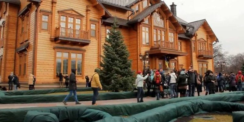 В мае государственный парк-памятник "Межигорье" откроется для посетителей