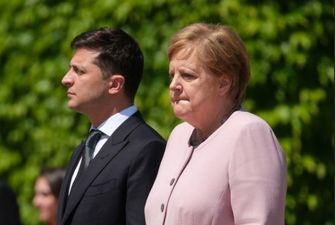 Тремтіння Ангели Меркель: слабкість, як на зустрічі з Зеленським, у Меркель траплялася й раніше
