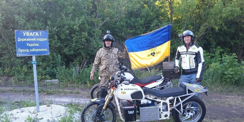 Моторекорд встановлено: електромотоцикл Dnepr Electric проїхав Україну від сходу до заходу
