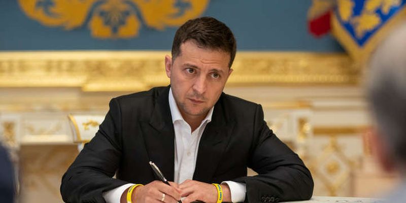 Президент призначив шістьох послів України