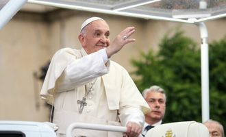 Отвратительная практика: Папа Римский призвал запретить суррогатное материнство