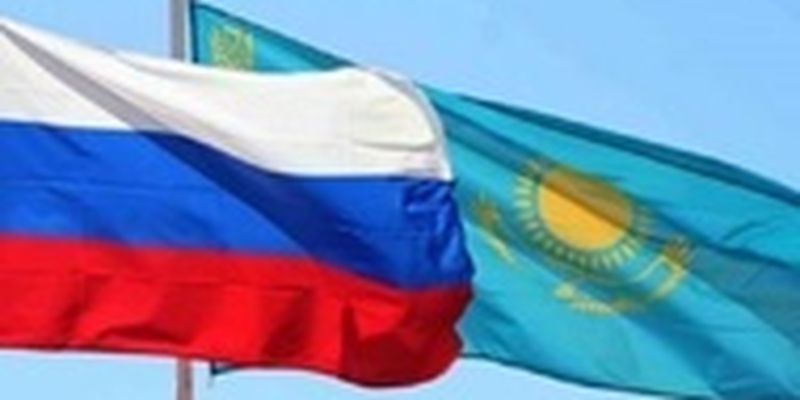 РФ договаривается с Казахстаном о бензине на случай дефицита - СМИ