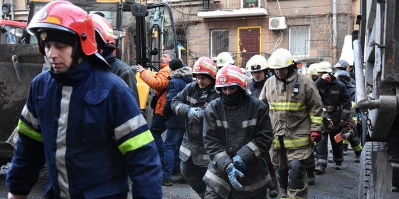 Пожар в колледже Одессы: шесть погибших все еще не опознали