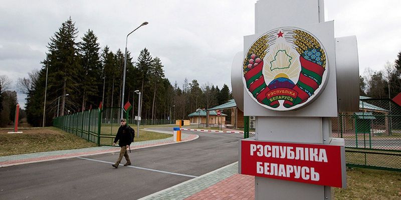 Белорусам могут запретить выезд за границу: кто попадет под ограничения
