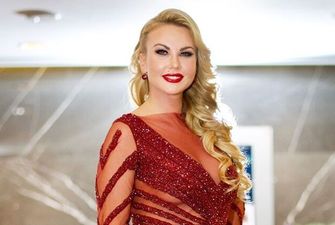 "Королева морей": самая богатая певица Украины оголилась в Испании