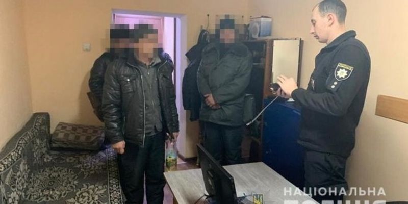 В Луганской области копы накрыли бордель "на колесах": подробности