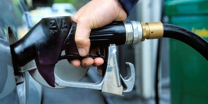 Бензин А-95 на Киевщине продают по 26,59 - 31,49 гривни