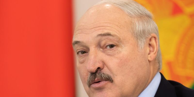 Лукашенко розповів, чи оголосить мобілізацію у Білорусі