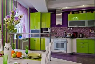 Дизайн салатової кухні: з якими кольорами варто поєднувати – фото