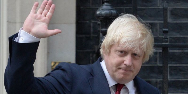 Борис Джонсон лидирует в гонке за пост премьера Британии