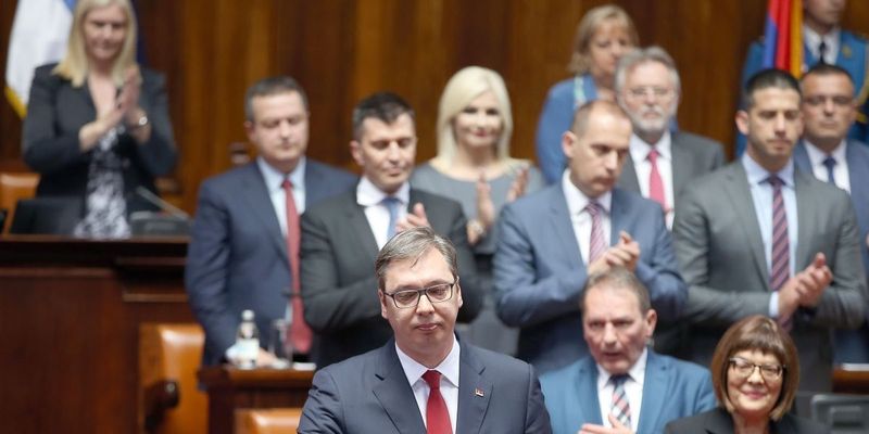 Сербия не будет признавать российские "референдумы" в Украине