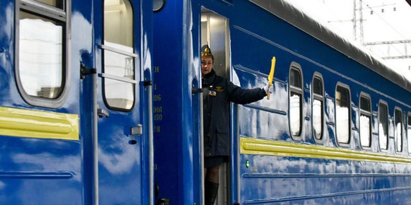 Укрзализныця во время карантина перевезла более 7,5 тысяч пассажиров спецпоездами