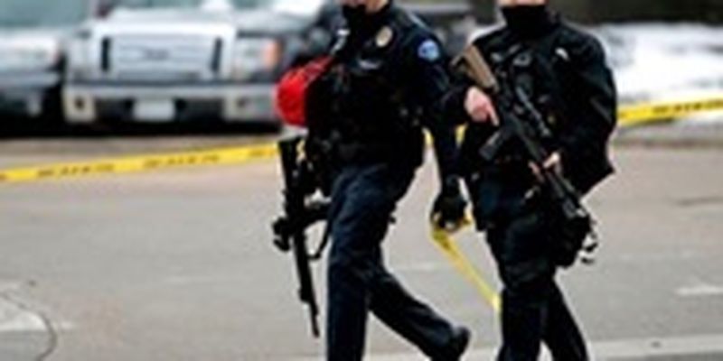 В США подростки устроили "разборки" с пистолетами: семь раненых