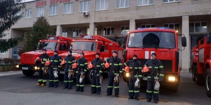 В Одессе почтили память спасателя, погибшего в результате пожара в колледже