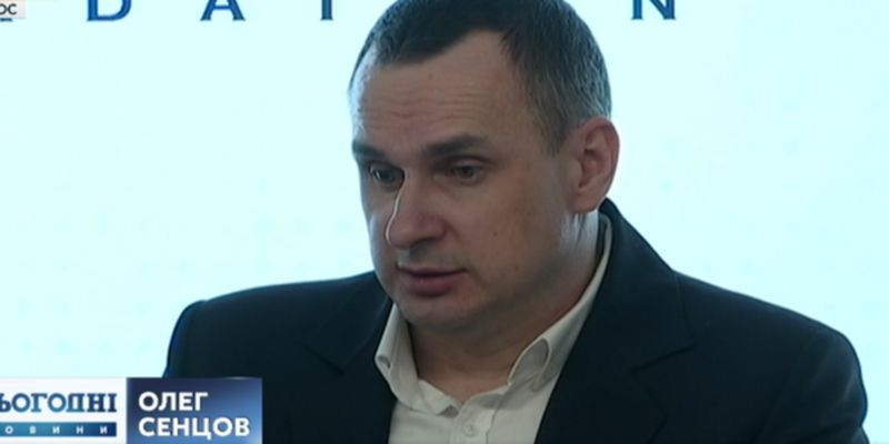 Сенцов стал хедлайнером "Украинского дома" в Давосе