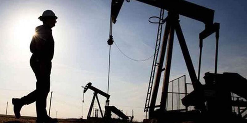 Нефть дорожает из-за напряженности на Ближнем Востоке