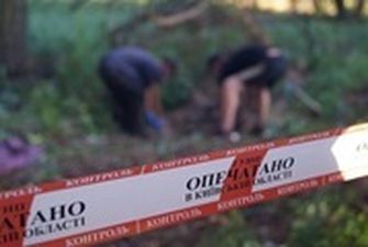 Более 200 тел, найденных на Киевщине, не опознаны