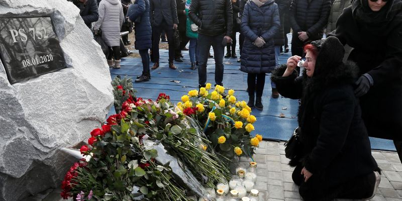 У "Борисполі" заклали сквер пам’яті жертв збитого в Ірані літака МАУ