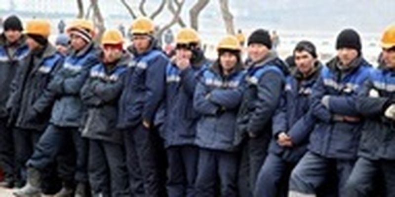 Оккупанты проверяют в Мариуполе завезенных таджиков - ЦНС