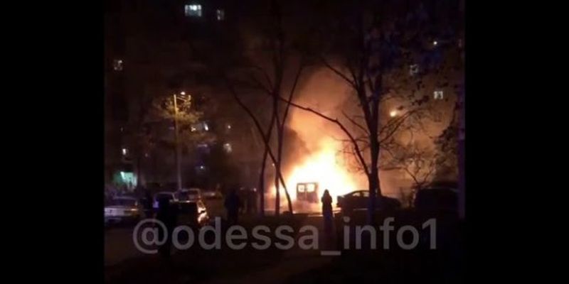Появились подробности сильного взрыва у многоэтажки в Одессе
