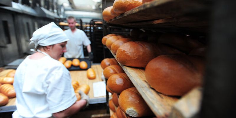 Українців нагодували хлібом з "гострою" приправою, головний жахастик Хеллоуїна втілився в реальність: фото