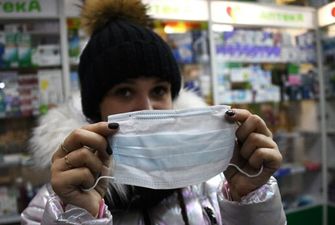 Украинцам показали, куда деваются маски от коронавируса: "а потом хотим отдыхать в чистом"