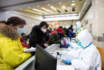 Число жертв удвоилось за день: в Китае ввели карантин из-за вируса-убийцы