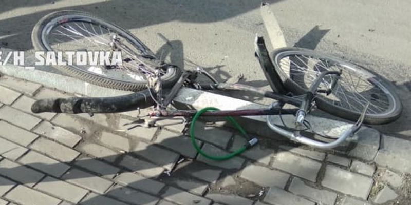 В массовом ДТП в Харькове пострадал курьер Glovo: отбросило в сторону