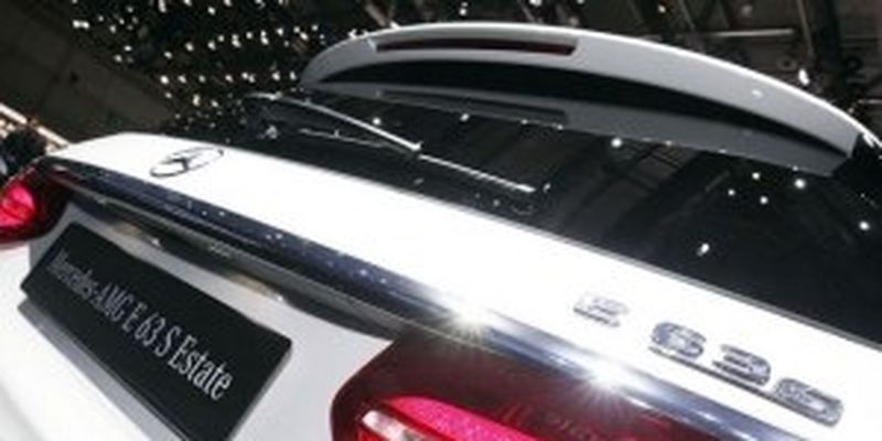 Mercedes-Benz отзывает автомобили E-Class и AMG E63 S из-за спойлера