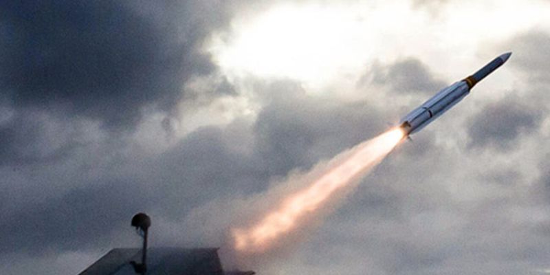 Взрывы и падающие обломки: детали ракетного обстрела Киева 14 января