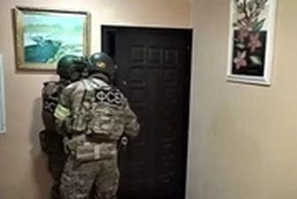 ФСБ задержала в Крыму экстремистов, "работавших на Украину"