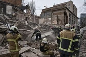 В Киеве обнаружили новых пострадавших после атаки РФ