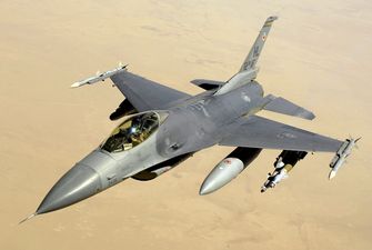 Экс-посол США рассказал, что должен сделать Зеленский, чтобы получить истребители F-16