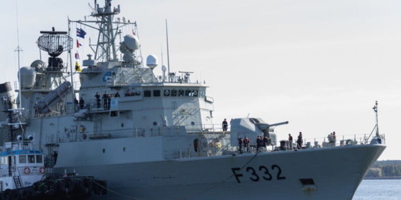 В Эстонию прибыли три корабля постоянной военно-морской группы НАТО