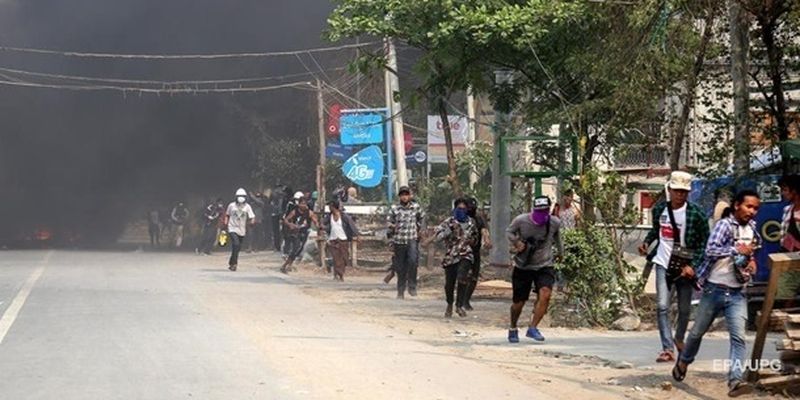 В Мьянме начались боевые действия, жителей деревень эвакуировали от границы