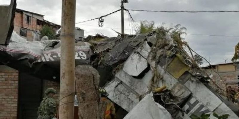 На юго-западе Колумбии рухнул самолет, есть жертвы