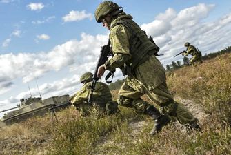 Беларусь перебрасывает войска на границу Украины
